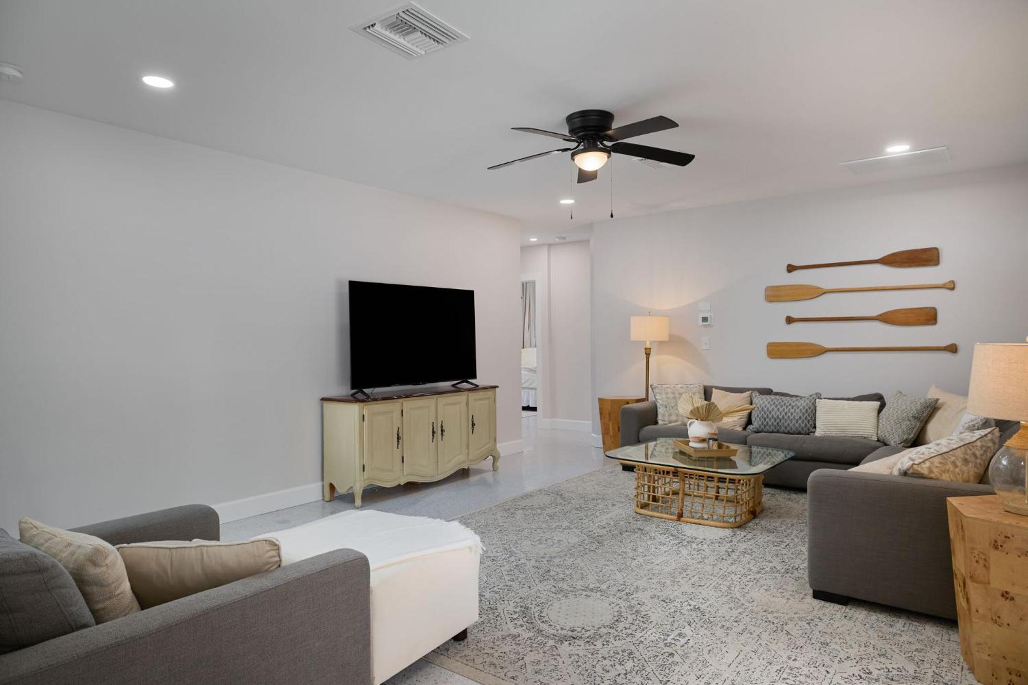 Gorgeous 2Br Bungalow Pet Friendly 새니벨 외부 사진